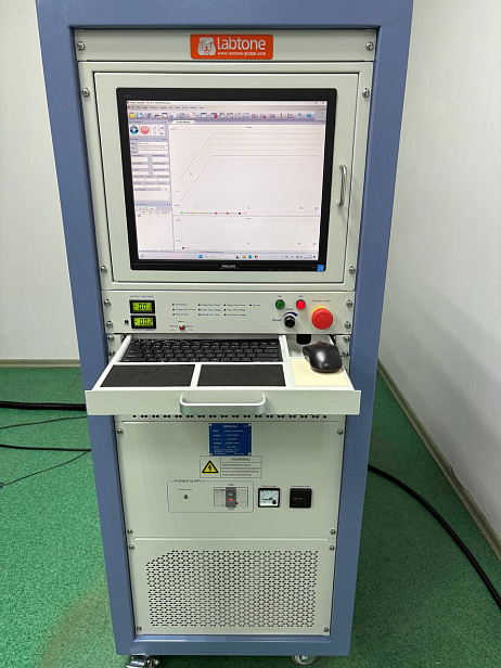 Вибростенд EV207 с расширителем стола 300мм на ОАО "Научно-исследовательский институт электронных вычислительных машин"