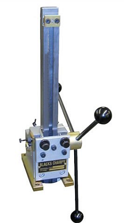 Ручная машина Шарпи CNB35-001A1